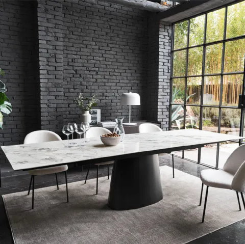 Tavolo Ellisse con top in ceramica di Connubia