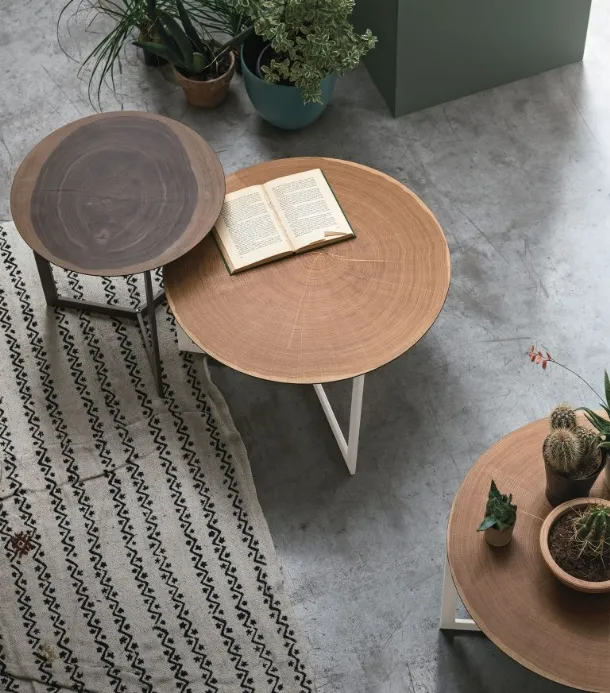 Tavolino Joy Wood con top in legno e base in metallo di Tomasella