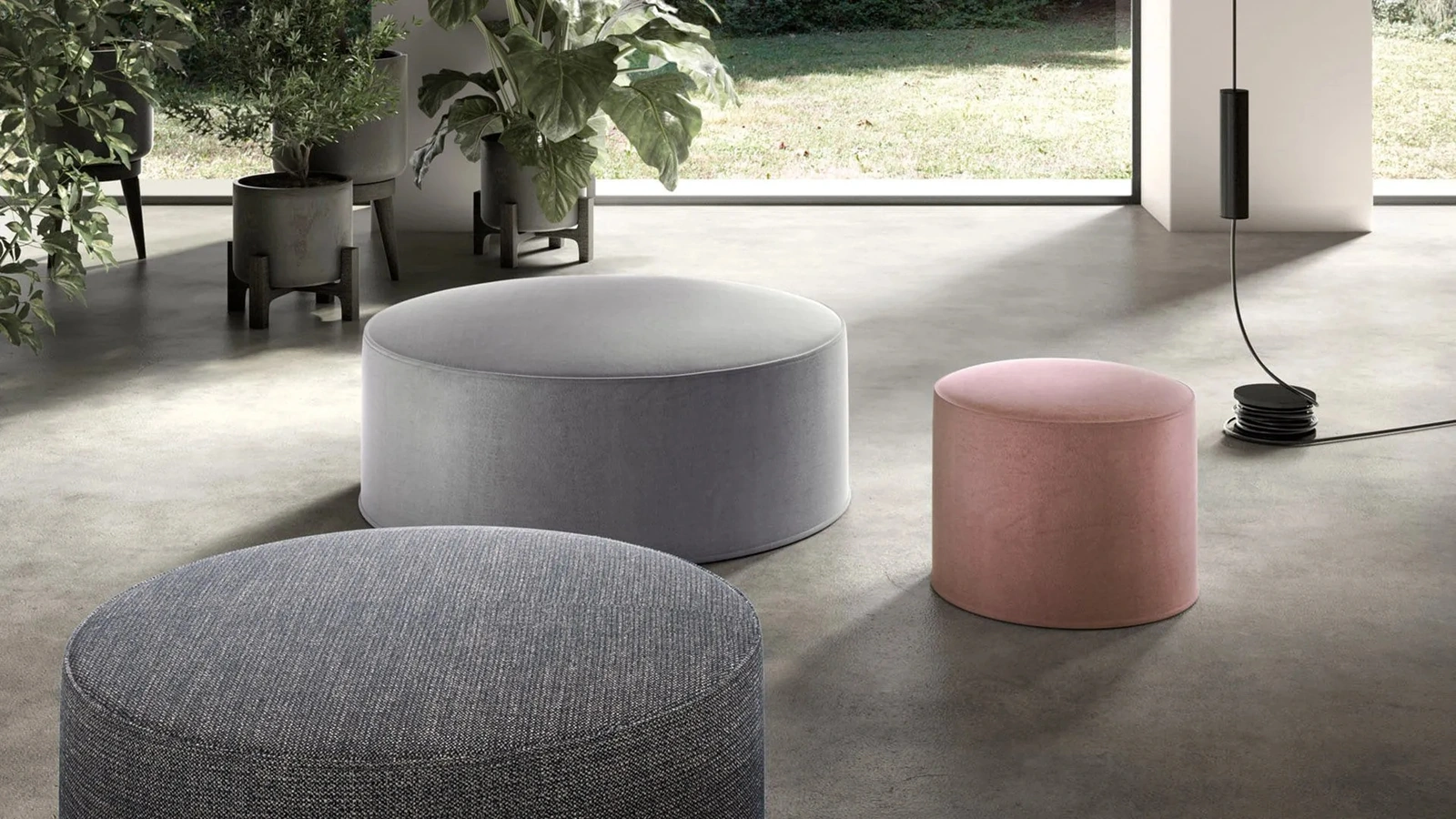 Pouf dalla forma circolare Mitos di Doimo Salotti