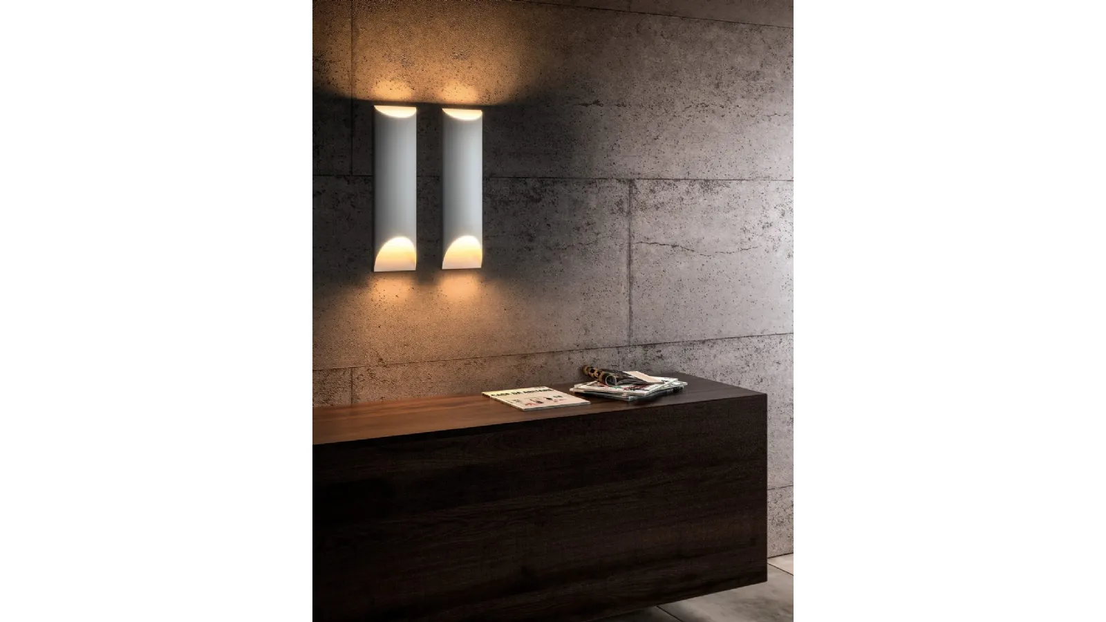 Lampada da parete in metallo bianco Aprile Applique di Pentalight
