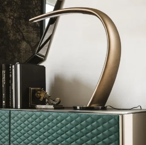 Lampada da tavolo Mamba in poliuretano verniciato di Cattelan Italia