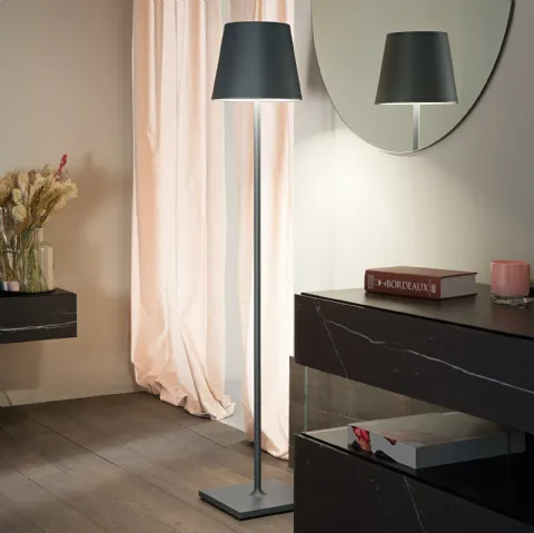 Lampada da terra Poldina XXL di Zafferano