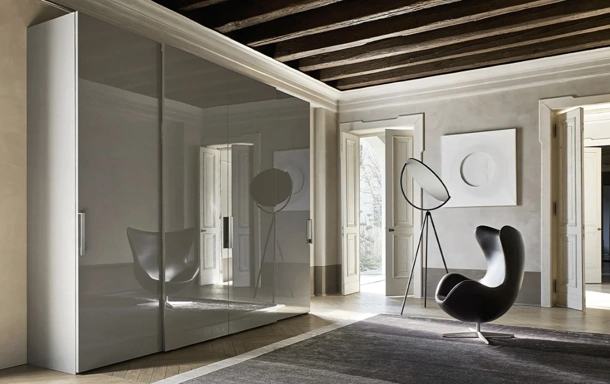 Armadio Anta Liscia in laccato lucido Ardesia con maniglia Mia di Sangiacomo