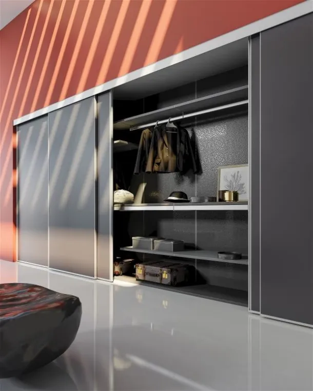 Cabina Armadio Aliante con Boiserie 01 di De Rosso