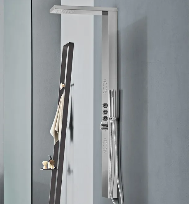 Colonna doccia Easy All di Agha