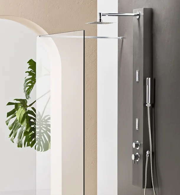 Colonna doccia Line Stone Small di Agha