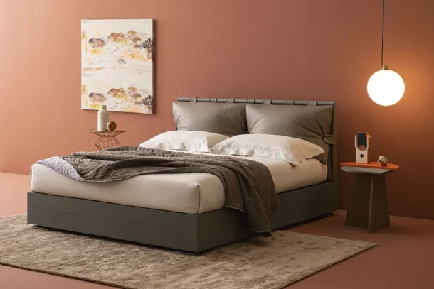 Letto con box contenitore Dual Legno con testiera in pelle di Oggioni