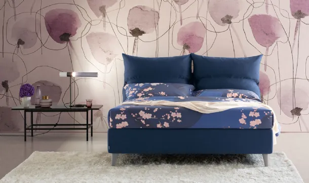 Letto in tessuto imbottito Posh di Oggioni