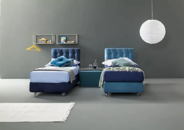 Letto singolo in tessuto imbottito con testiera trapuntata Aster di Bside