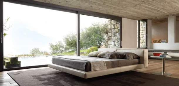 Letto in pelle con testiera dal design essenziale Zenith di Desirèe