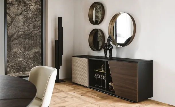 Madia Aston in legno con dettagli in pelle di Cattelan Italia