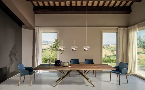 Sedia Sally in cuoio di Bontempi