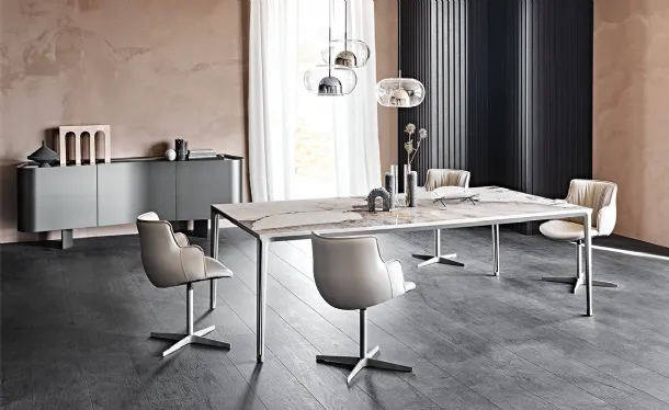 Tavolo con piano in ceramica effetto marmo Boulevard Keramik di Cattelan Italia
