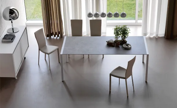 Tavolo allungabile con struttura in acciaio e piano in laminato Pedro Drive di Cattelan Italia