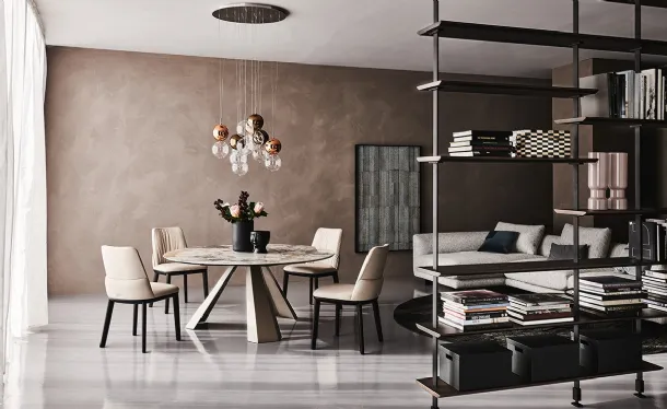 Tavolo rotondo con base a 3 gambe in acciaio e piano in ceramica Eliot Keramik Round di Cattelan Italia