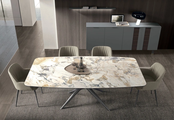 Tavolo Mikado di Tomasella