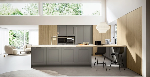 Cucina Classica con penisola Gioiosa 01 in laccato e laminato di Arredo3