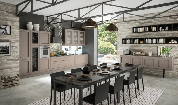 Cucina Classica lineare Licia in Rovere Visone e Vetro Bianco Opaco di Aran