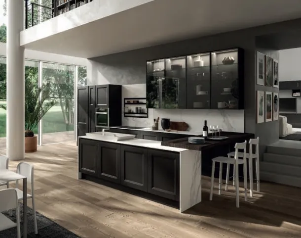 Cucina Classica Ylenia in legno di frassino laccato nero e top in grès statuario di Aran