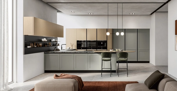 Cucina Moderna con penisola Meg 02 in laccato e legno di Arredo3