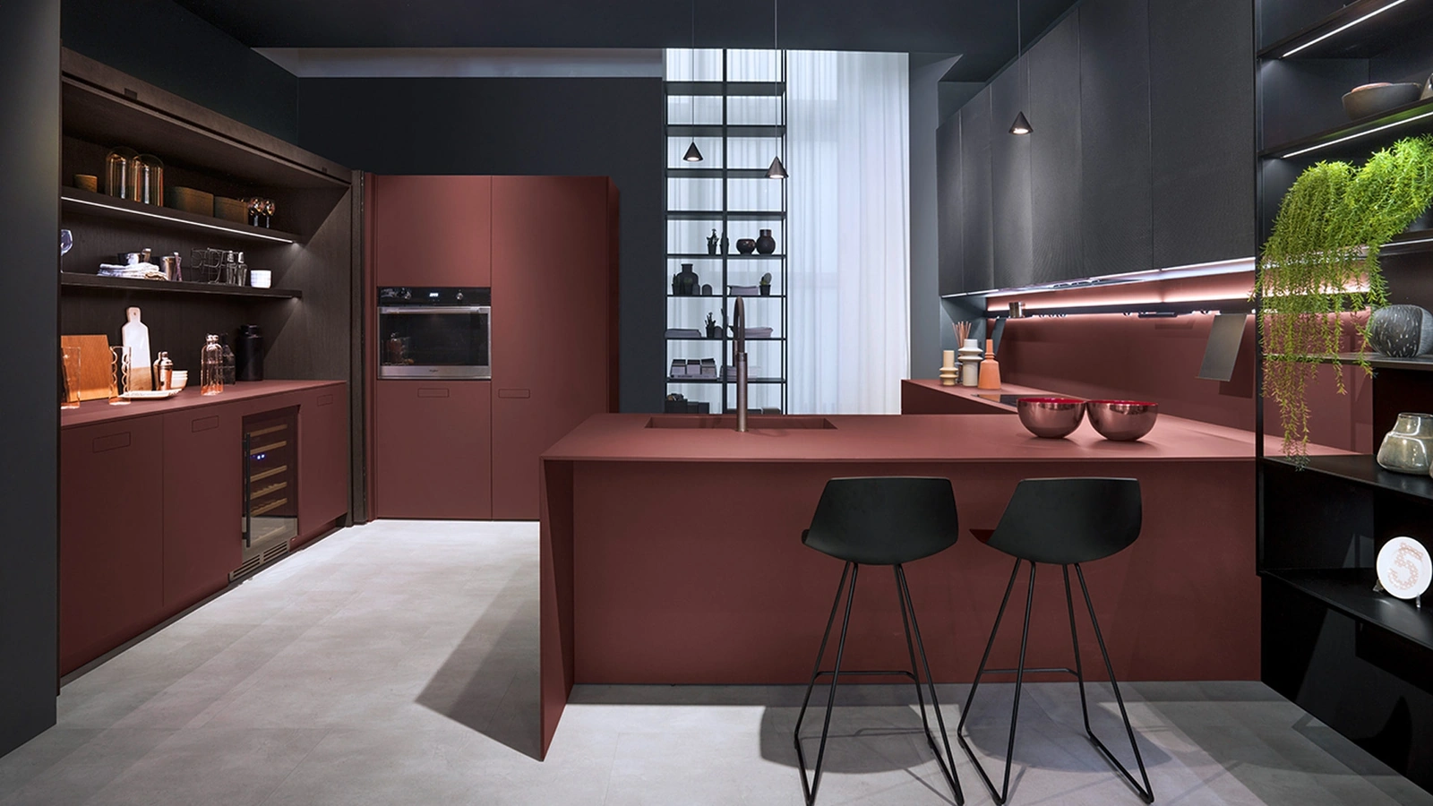 Cucina su misura Touch con penisola di Composit