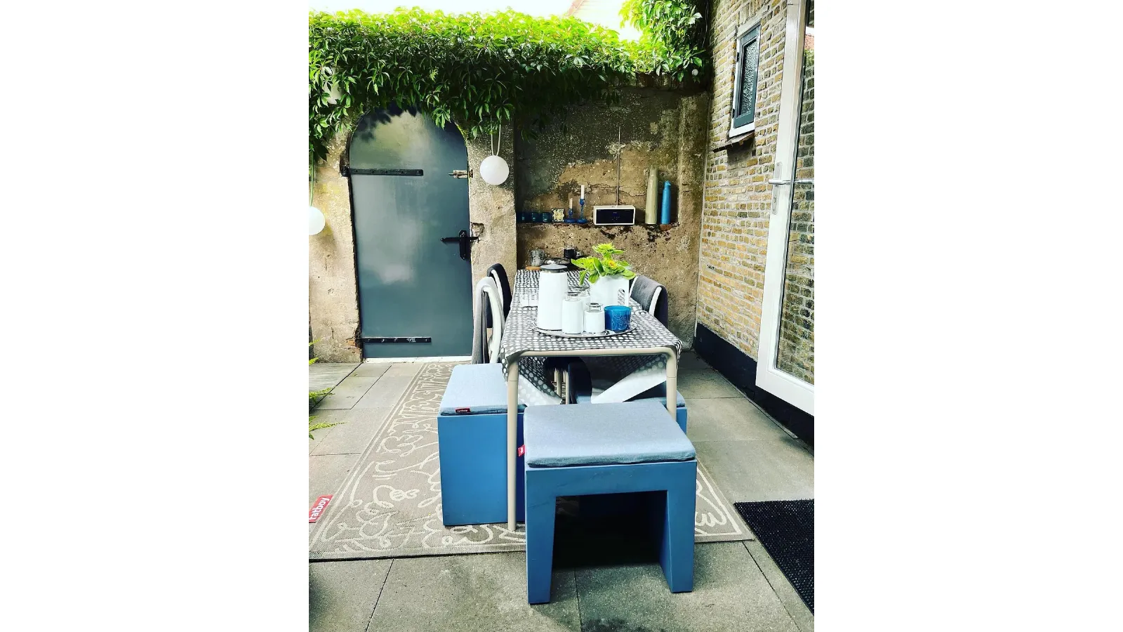 Sgabello o tavolino da giardino Concrete Seat di Fatboy