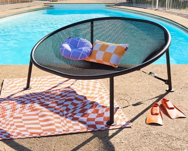 Poltrona Lounge Netorious Deluxe con telaio in alluminio e rete di Fatboy