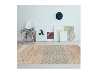 Tappeto con trame geometriche ispirate alla natura Palladium Philia Sand di Sirecom