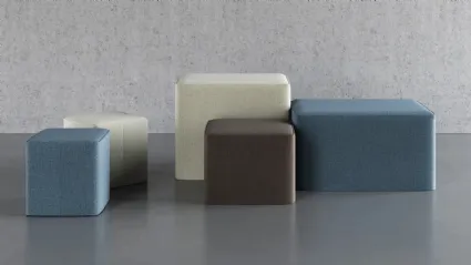 Pouf in tessuto disponibile in cinque misure diverse Porter di Doimo Salotti