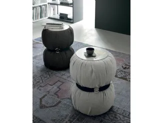 Tavolino Guccino con top in laccato e rivestimento in tessuto di Tomasella