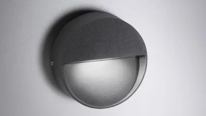 Lampada in pressofusione di alluminio e diffusore in policarbonato Bottom Zafferano