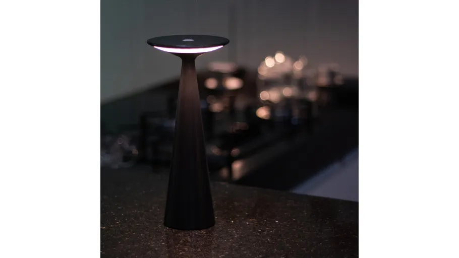Lampada da tavolo Dama di Zafferano