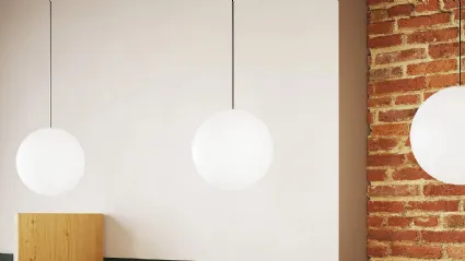 Lampada a sospensione Sferis di Zafferano
