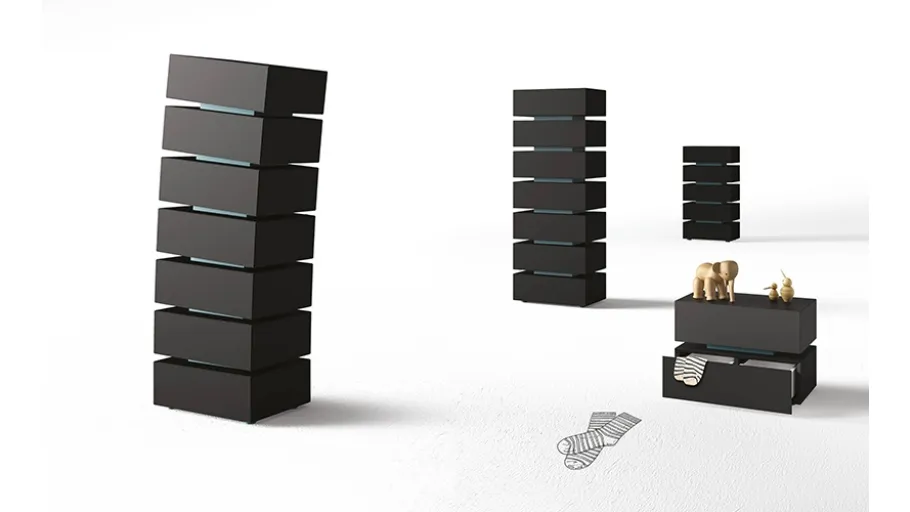 Comodino e Cassettiera NYC & Pisa in legno laccato di Minotti Italia