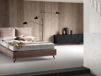Letto matrimoniale imbottito con testiera regolabile e box contenitore Wisp di Bside