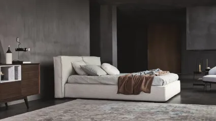 Letto in tessuto imbottito con testiera Flann 2|0 di Ditre Italia