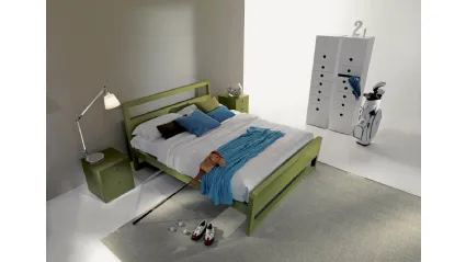 Letto in legno con testiera e box contenitore sollevato da terra Feel di Fimar