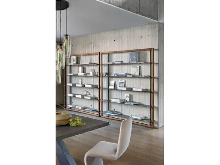 Libreria componibile a muro in acciaio goffrato e legno Airport di Cattelan Italia