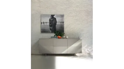 Madia Amsterdam in legno laccato Sabbia di Bontempi