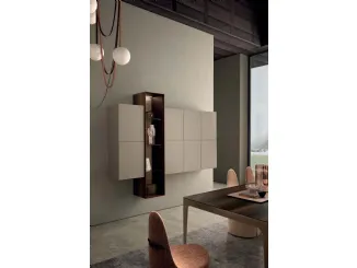 Mobile sospeso I-ModulART 06 in laccato opaco con colonna a giorno in legno di Presotto