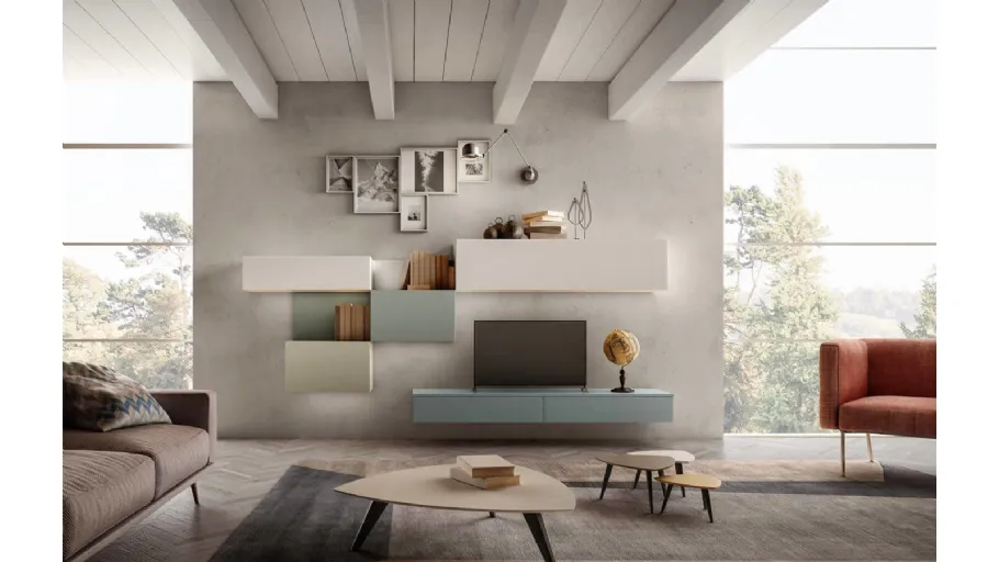 Parete Attrezzata in legno laccato opaco nebbia, verde oliva, verde muschio e carta da zucchero Living 02 di Arredo3