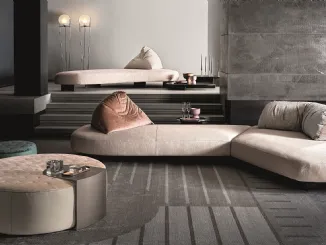 Divano originale freestanding con una base in tessuto Papilo di Ditre Italia
