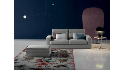 Divano lineare in tessuto Posh Bold di Samoa