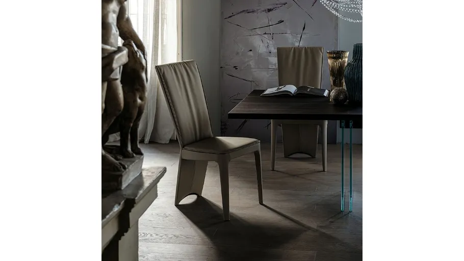 Sedia in tessuto con schienale alto Aurelia di Cattelan Italia