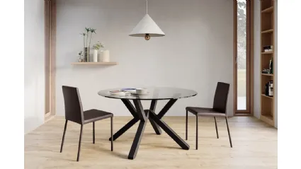 Tavolo rotondo Porto con piano in vetro temperato e basamento in legno di Arredo3