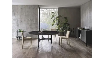 Tavolo Universe Rotondo con top in Rovere Carbone impiallacciato di Bontempi