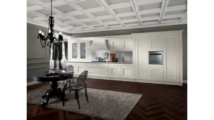 Cucina Classica lineare Melograno in Rovere laccato Bianco con top e schiena in marmo di Composit