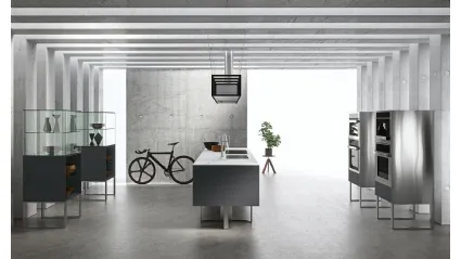 Cucina Design lineare Sipario in Fenix Grigio Bromo con top in laminam Calacatta di Aran