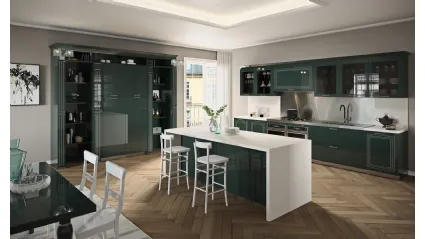 Cucina Moderna lineare Vita Bella in laccato lucido verde scuro e decorazione in argento di Aran